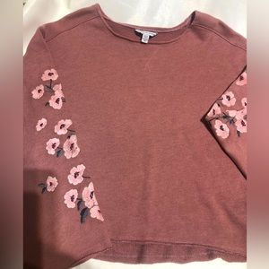 American Eagle women’s sweatshirt